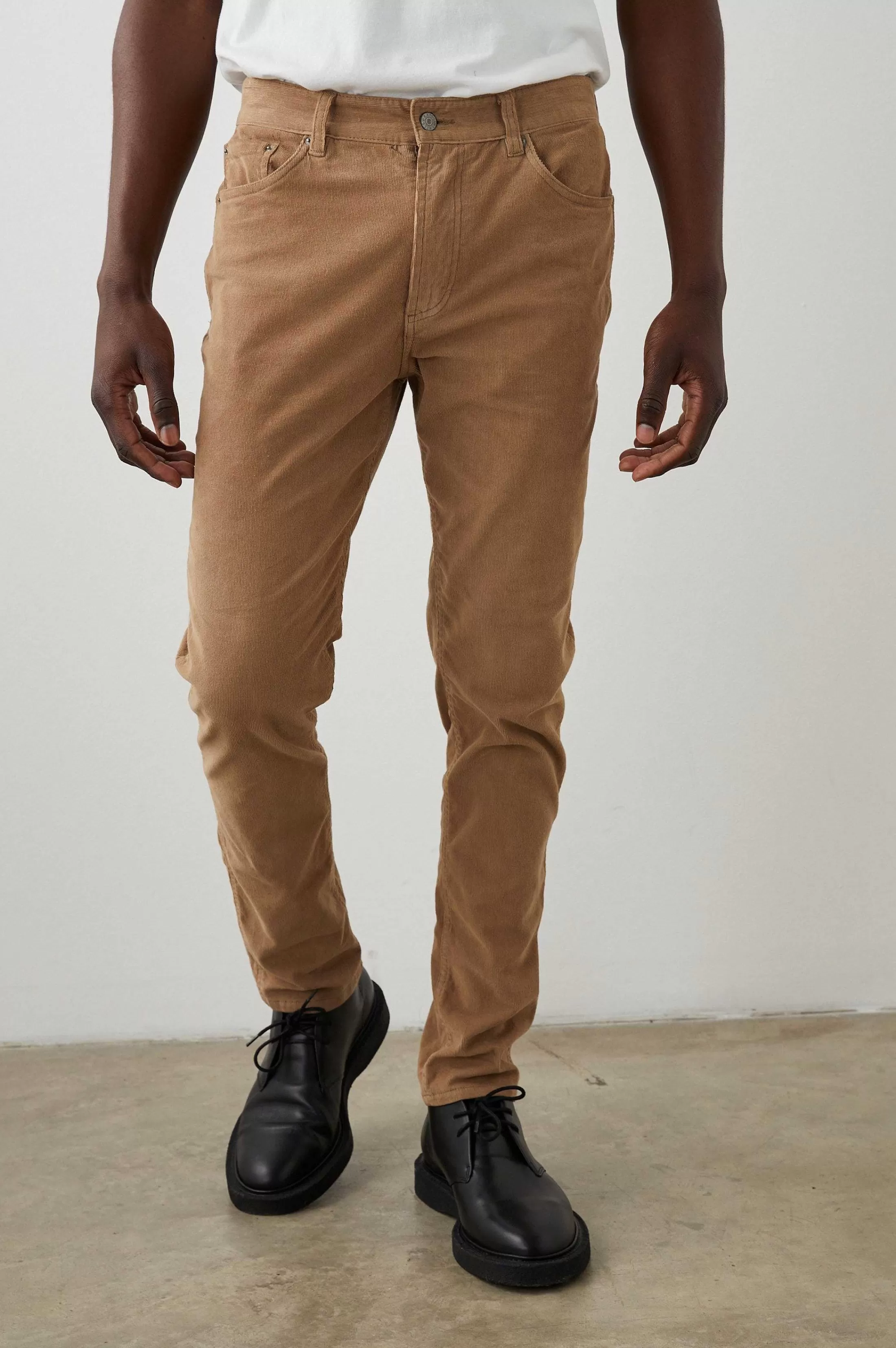 Broek-Rails Carver Pant - Corduroy Zandsteen