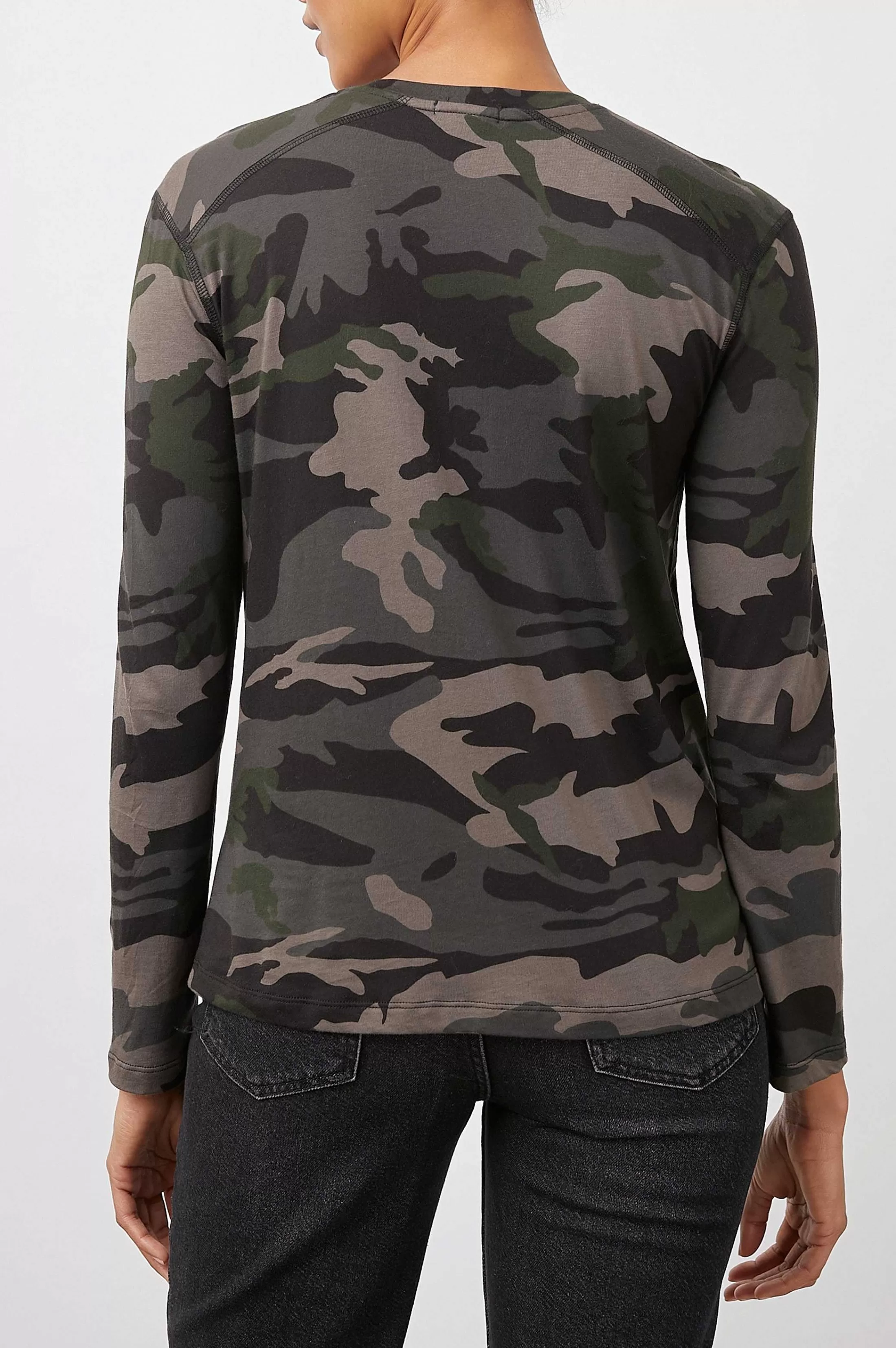 Bovenkanten-Rails Het Sami V T-Shirt Met Lange Mouwen - Bos Camo