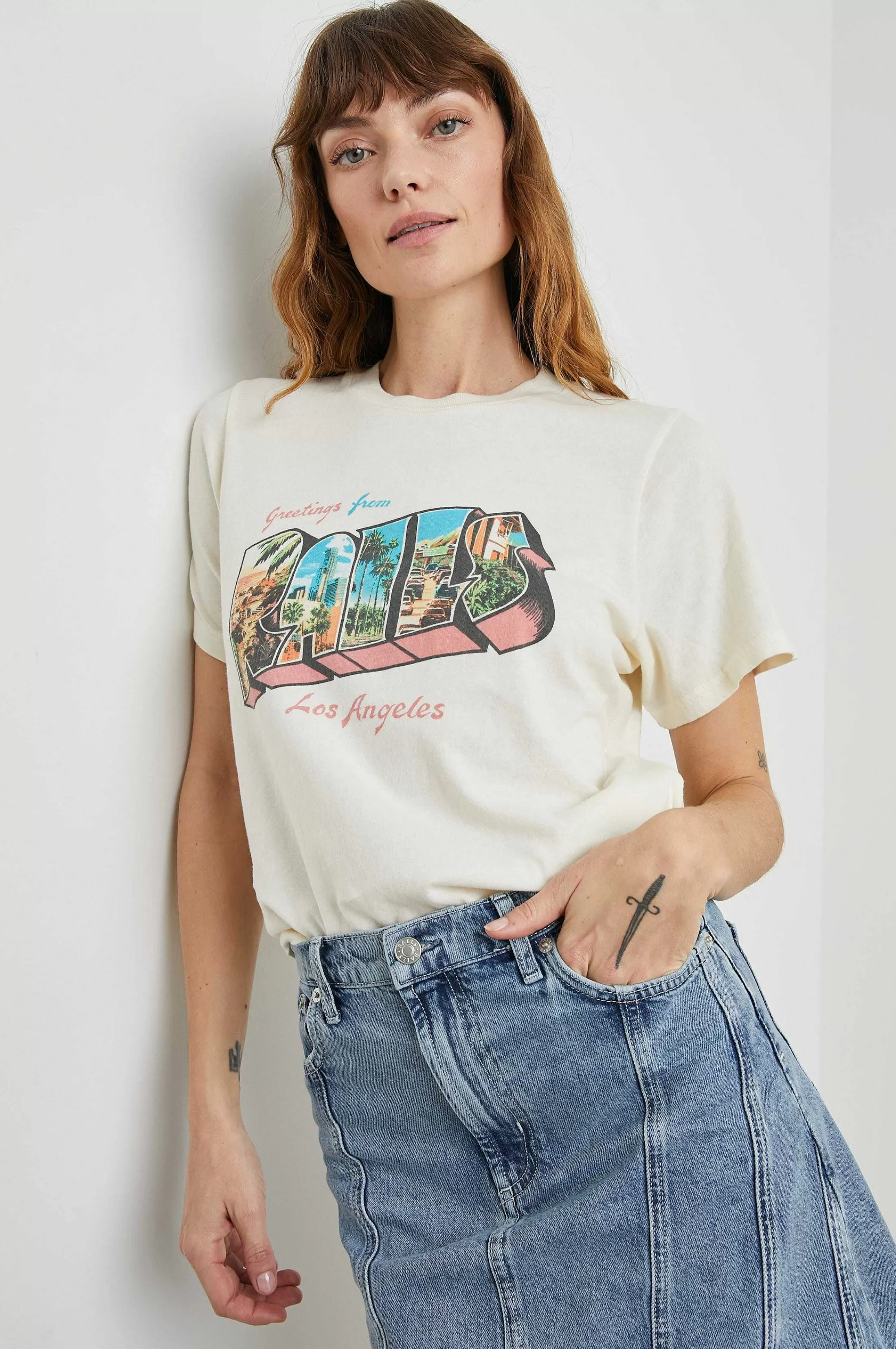 Bovenkanten-Rails Vriendin T-Shirt - Los Angeles Ecru